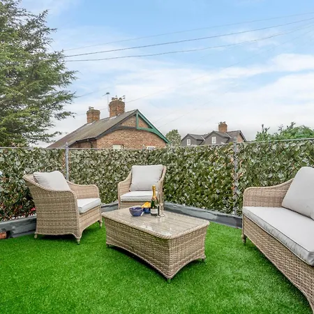 아파트 The Saddlers *