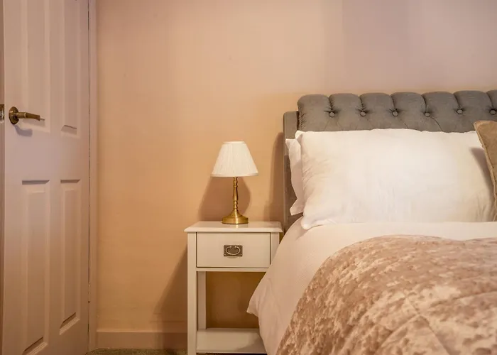 The Saddlers דירה